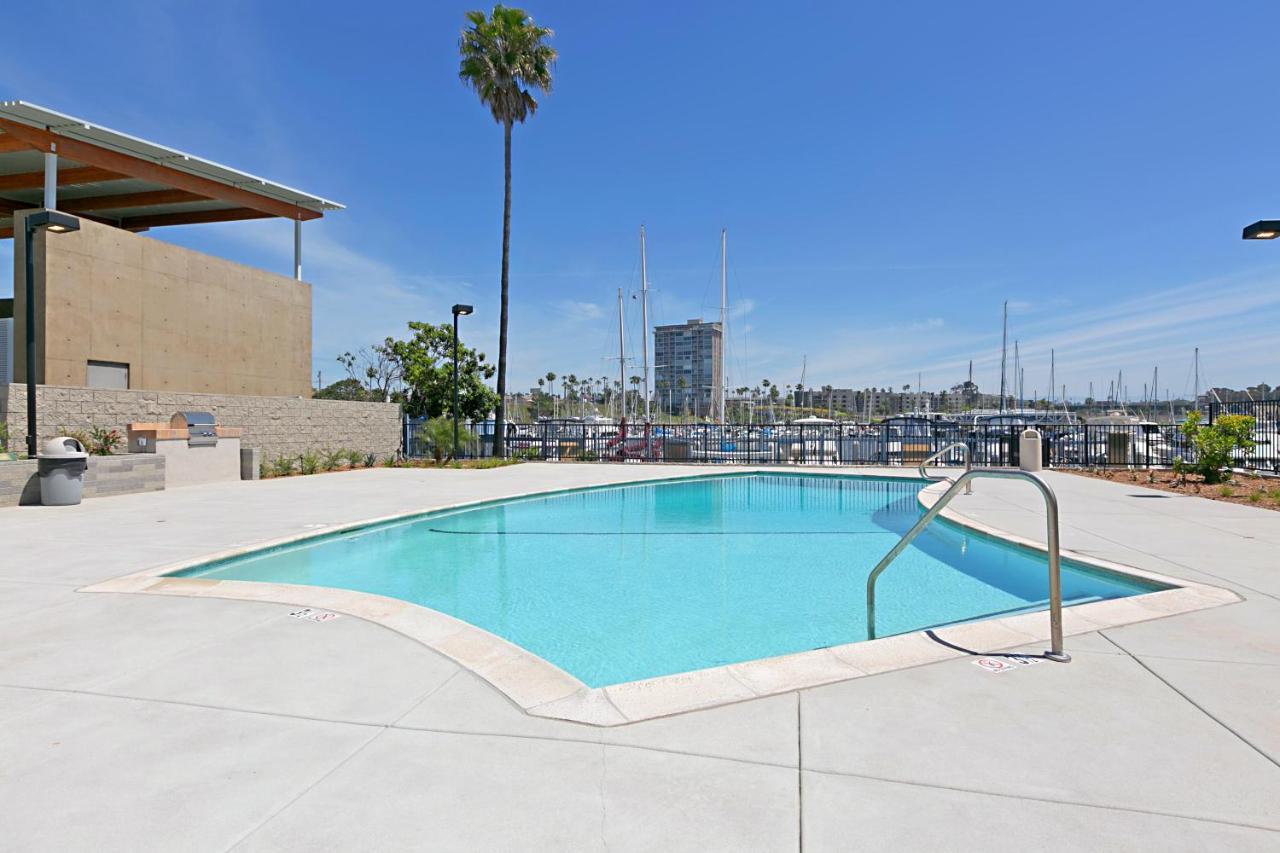 313B Steps From The Sand At Harbor Beach - Free Wifi Oceanside Bagian luar foto