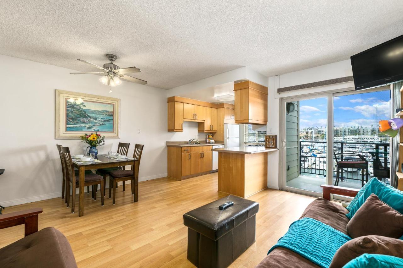 313B Steps From The Sand At Harbor Beach - Free Wifi Oceanside Bagian luar foto